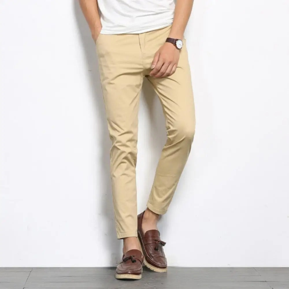 Beautiful Slim-Fit Cotton Jeans Pants in didderent colors for Boys Men Fashion for Regular and party wear